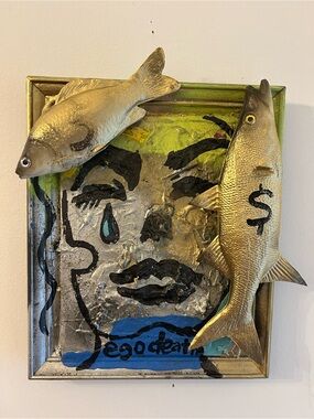 Decorative Gold Fish Wall Art for Fish Lovers - Gold